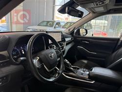 تۆیۆتا هایلاندەر